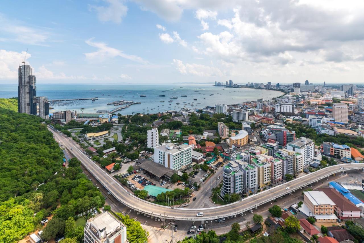 Unixx By The Sea Pattaya Exterior foto